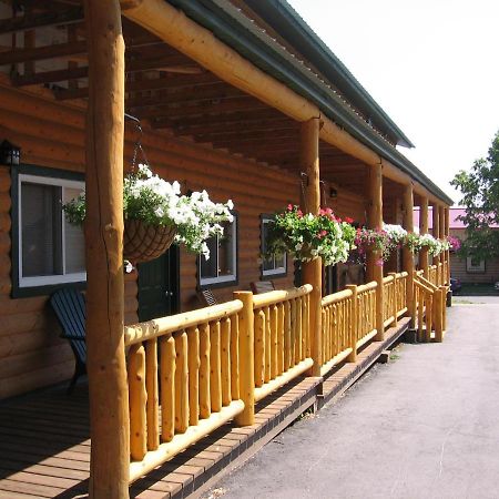 Adventure Inn Ely Eksteriør billede