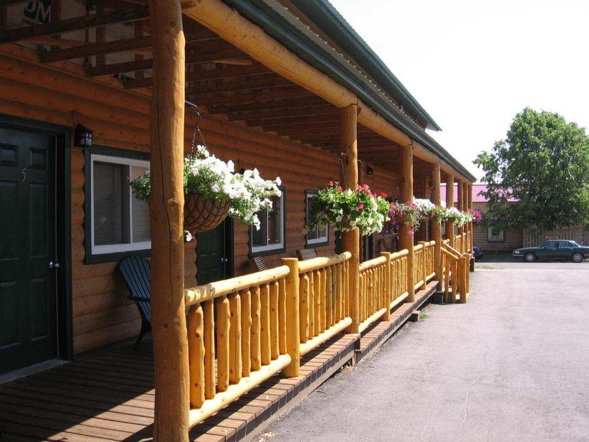Adventure Inn Ely Eksteriør billede
