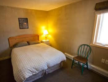 Adventure Inn Ely Eksteriør billede